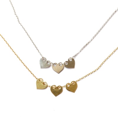 <font SIZE="+1">Collier 3 petits coeurs</font>