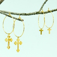 <font SIZE="+1">Boucles d'oreilles Cross </font>